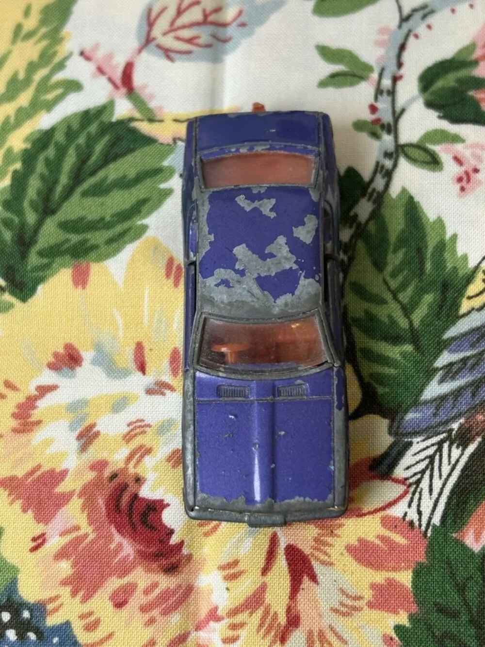 Tomica Nissan Bluebird Car U 1:60 No 62 Japan PURPLE Metallic Vintage Rare HTF